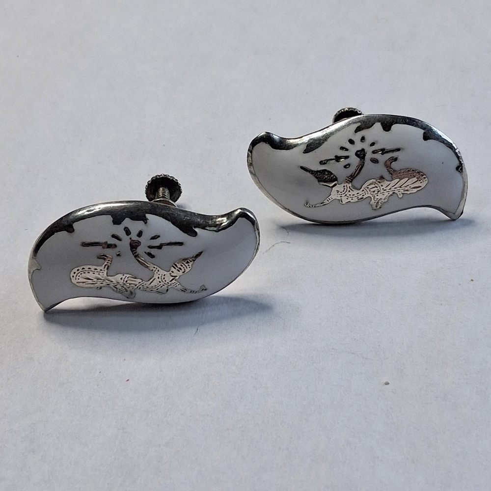 Vintage Siam Sterling Screwback Earrings Mekkala Goddess Of Lightning  1950-60s